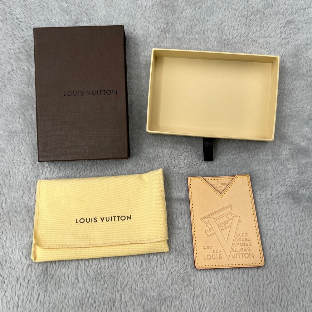 Louis Vuitton Volez Voguez Voyagez Card Holder Tan Unisex VVV Exhibition Wallet - Picture 3 of 7